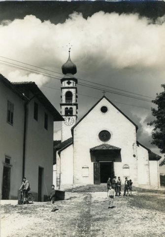 lachiesa.jpg