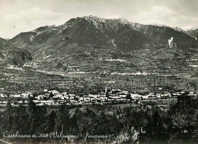castelnuovopanorama3.jpg