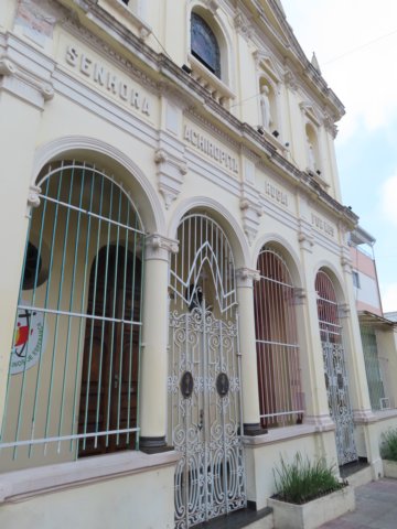 lachiesadelquartiereitaliano.jpg